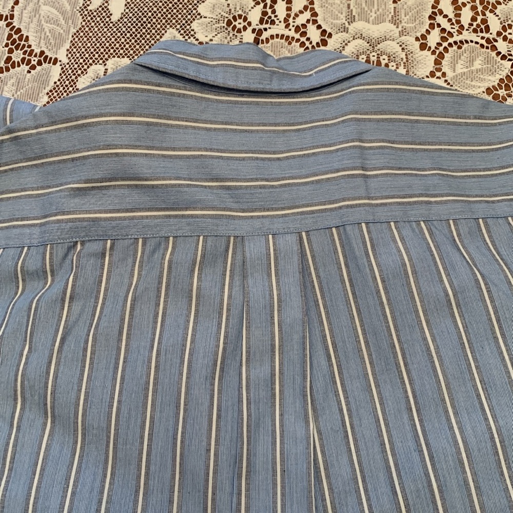 Arrow Button down Shirt - Picture 8 of 8